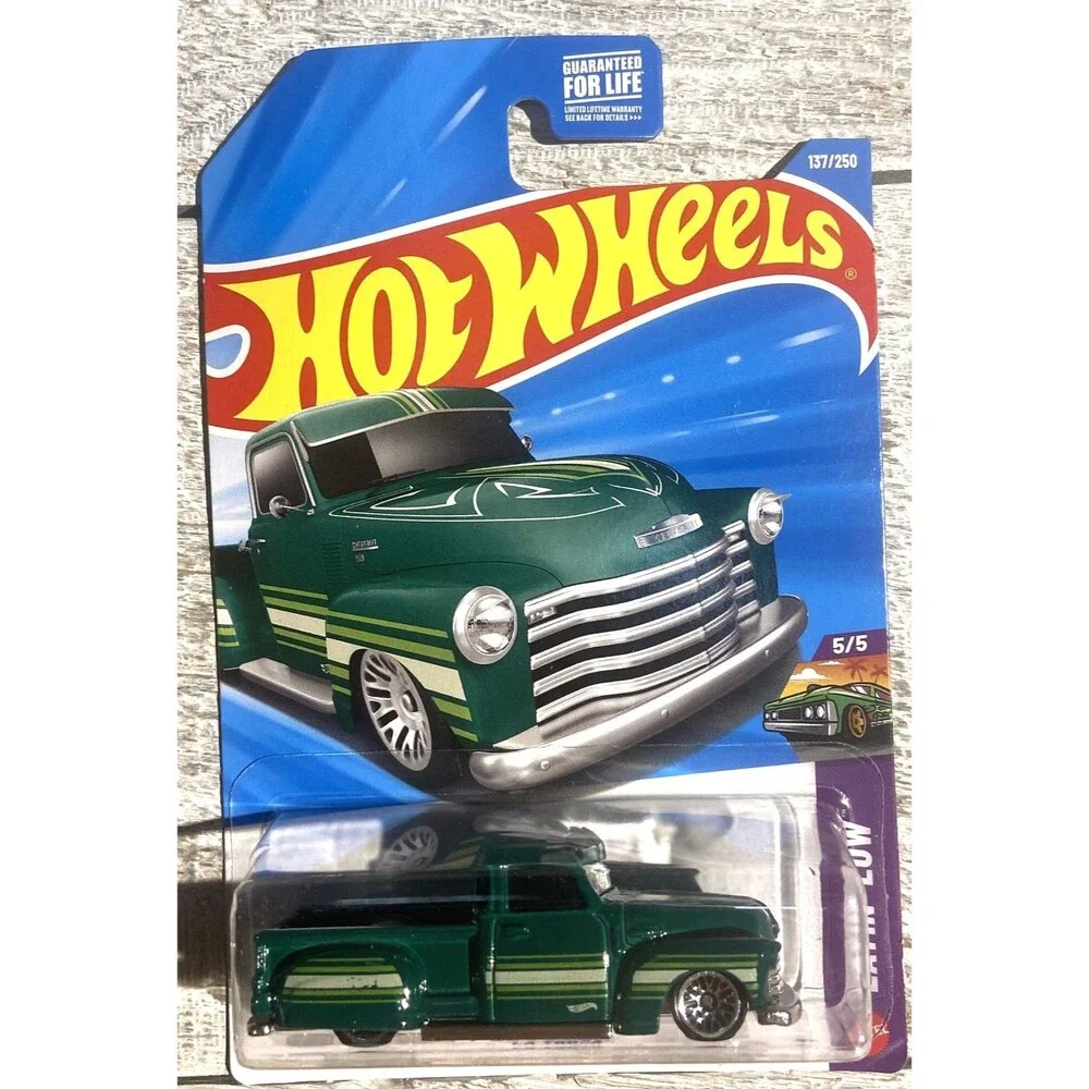2026 Hot Wheels #137 La Troca GREEN